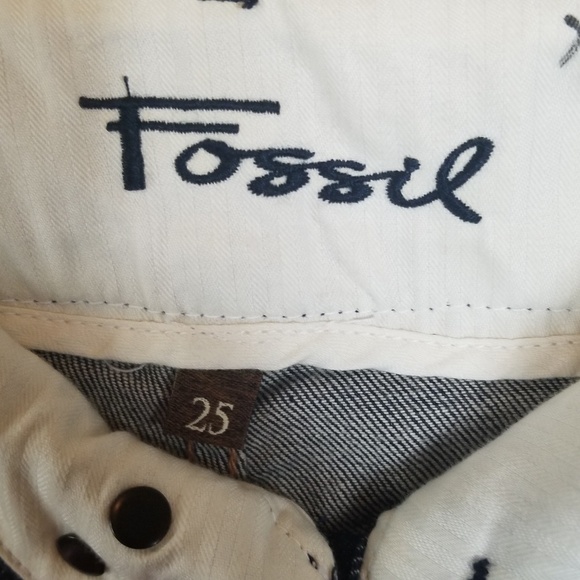 Women's Fossil Flare Bootcut Darkwash Jeans NWT 25 - Picture 3 of 6